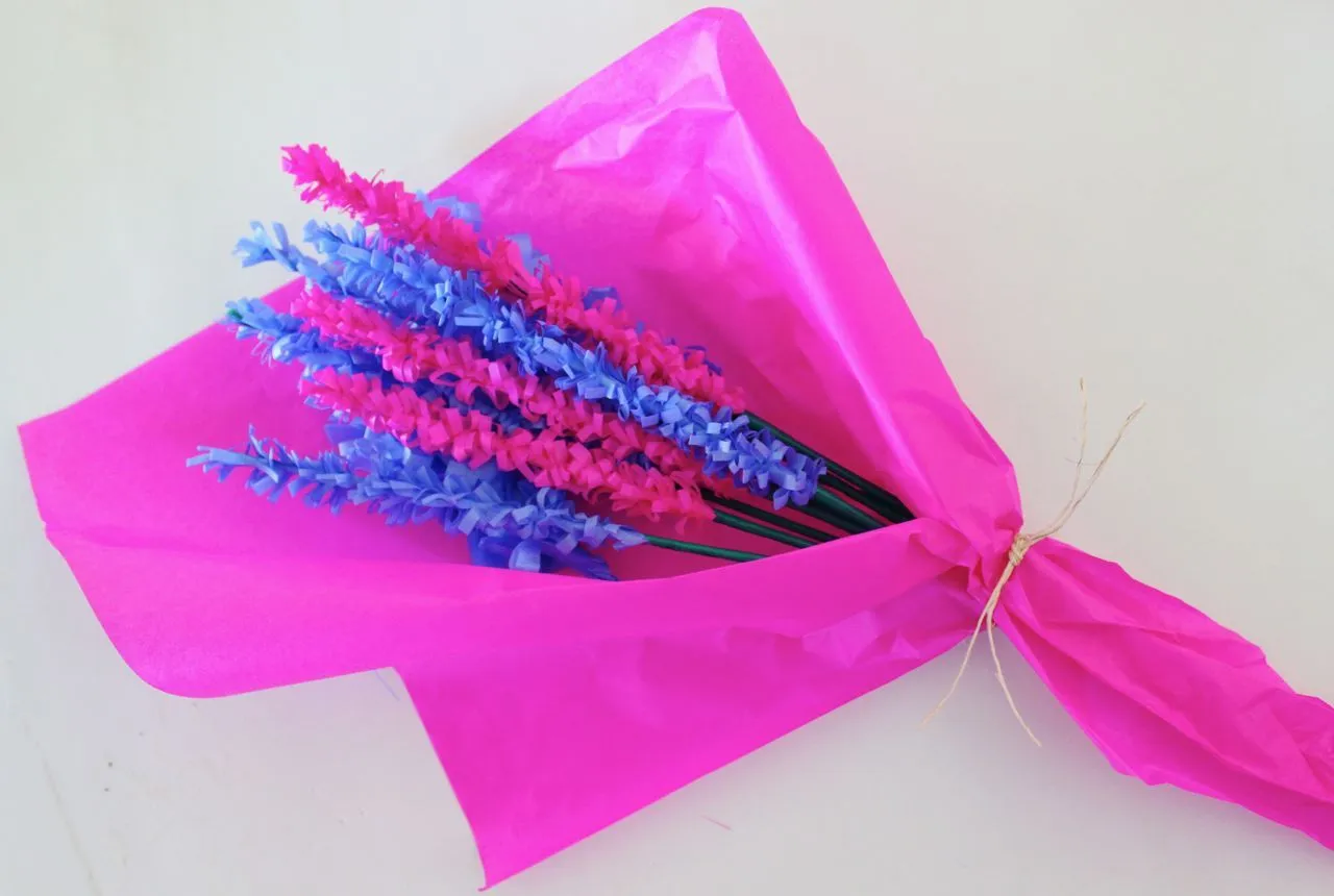 Nuestro Mundo Creativo: Flores de lavanda en papel seda