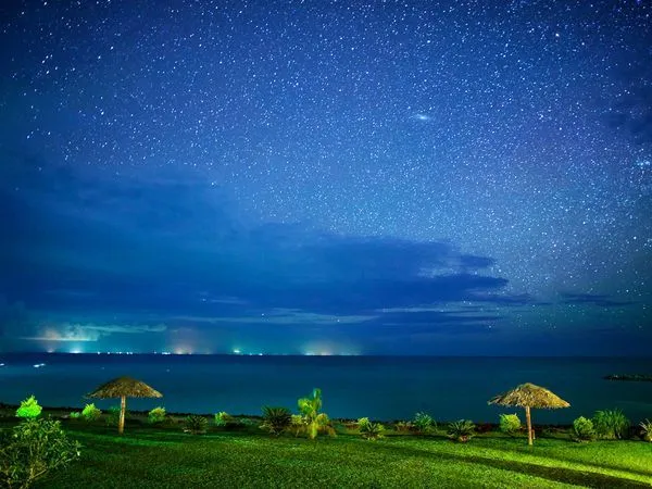 Un Mundo en Paz: Paisajes nocturnos