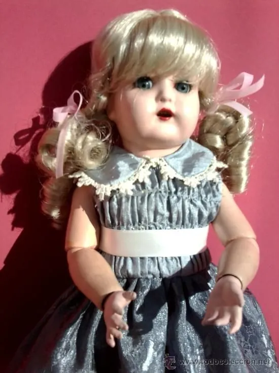 Muñeca Alemana con cuerpo articulado de cartón-piedra y p… | Pinterest