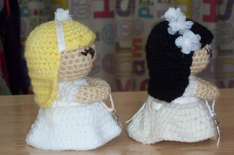 Muñecas de comunión de crochet - Imagui