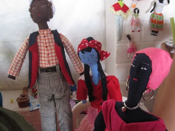 Las muñecas de Nelly Alvarado | Perdido en Itaca