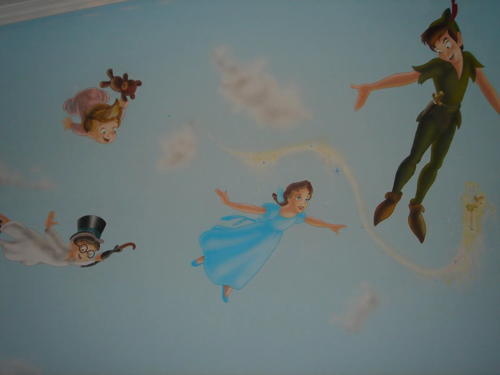 MURALES INFANTILES Y ARTÍSTICOS EN PARED: PARED DE PETER PAN