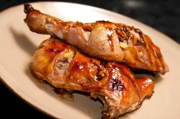 Muslos de pollo al horno con jengibre y miel - Comedera.Com