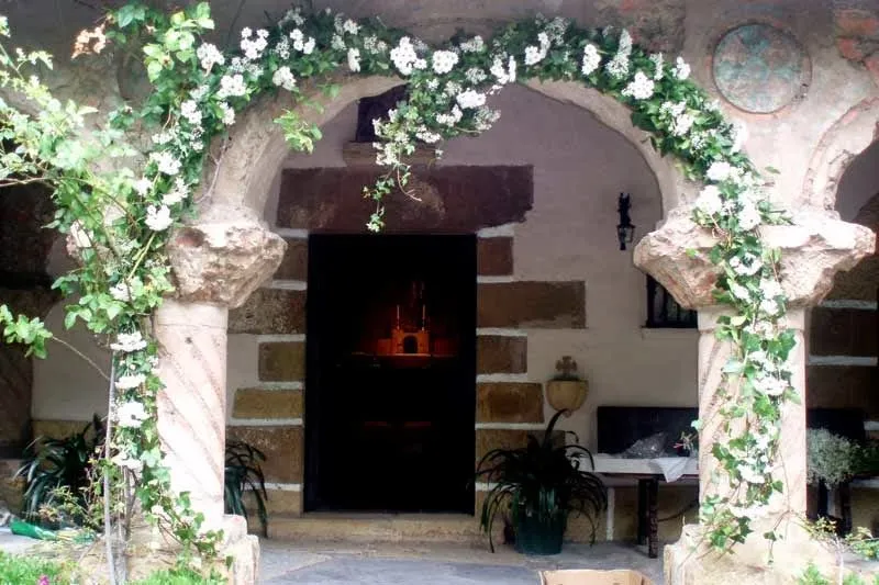 MuyAmeno.com: Arcos de Bodas con Flores, parte 2