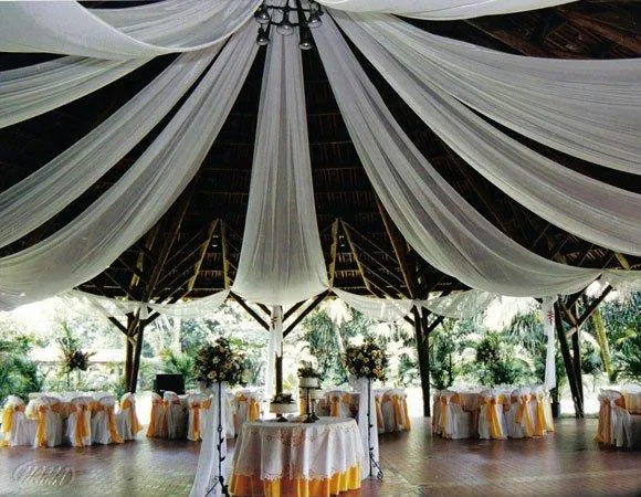 MuyAmeno.com: Decoracion de Bodas con Telas, parte 1