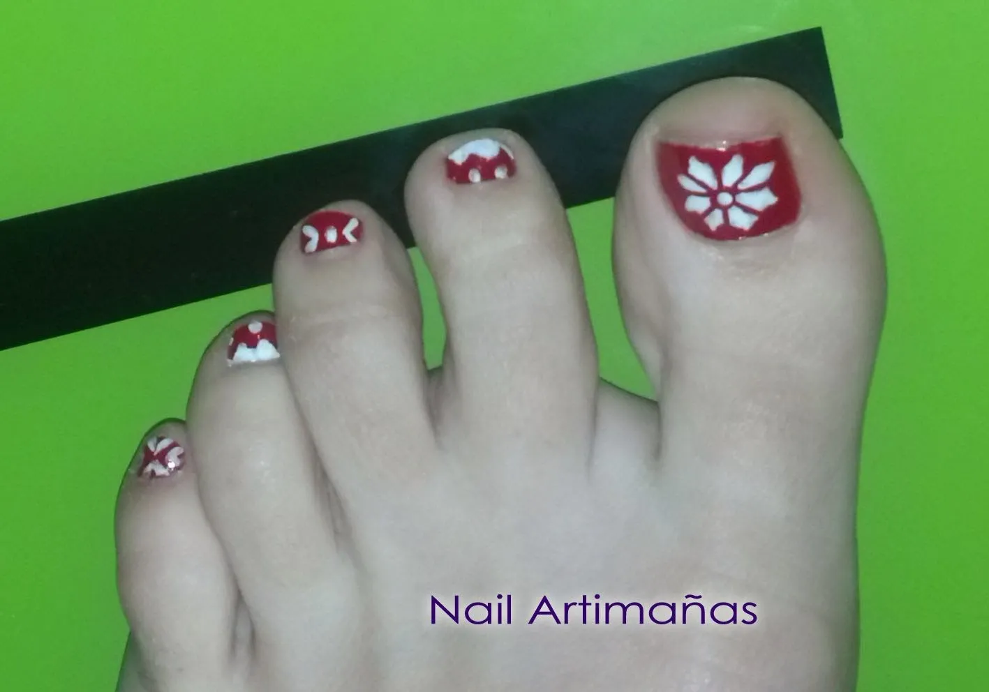 nail artimañas: Pies de invierno / Winter Sweater Toes