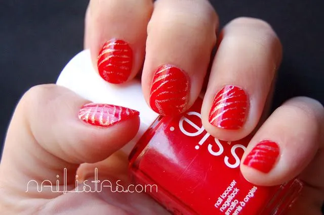 Nailistas: Essie >> Snap happy // Animal print // Cebra Plateada