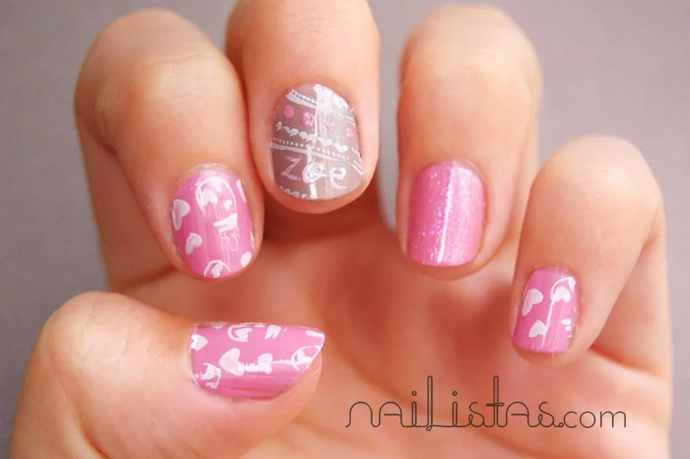 Nailistas: Manicura rosa con biberones para un Baby Shower