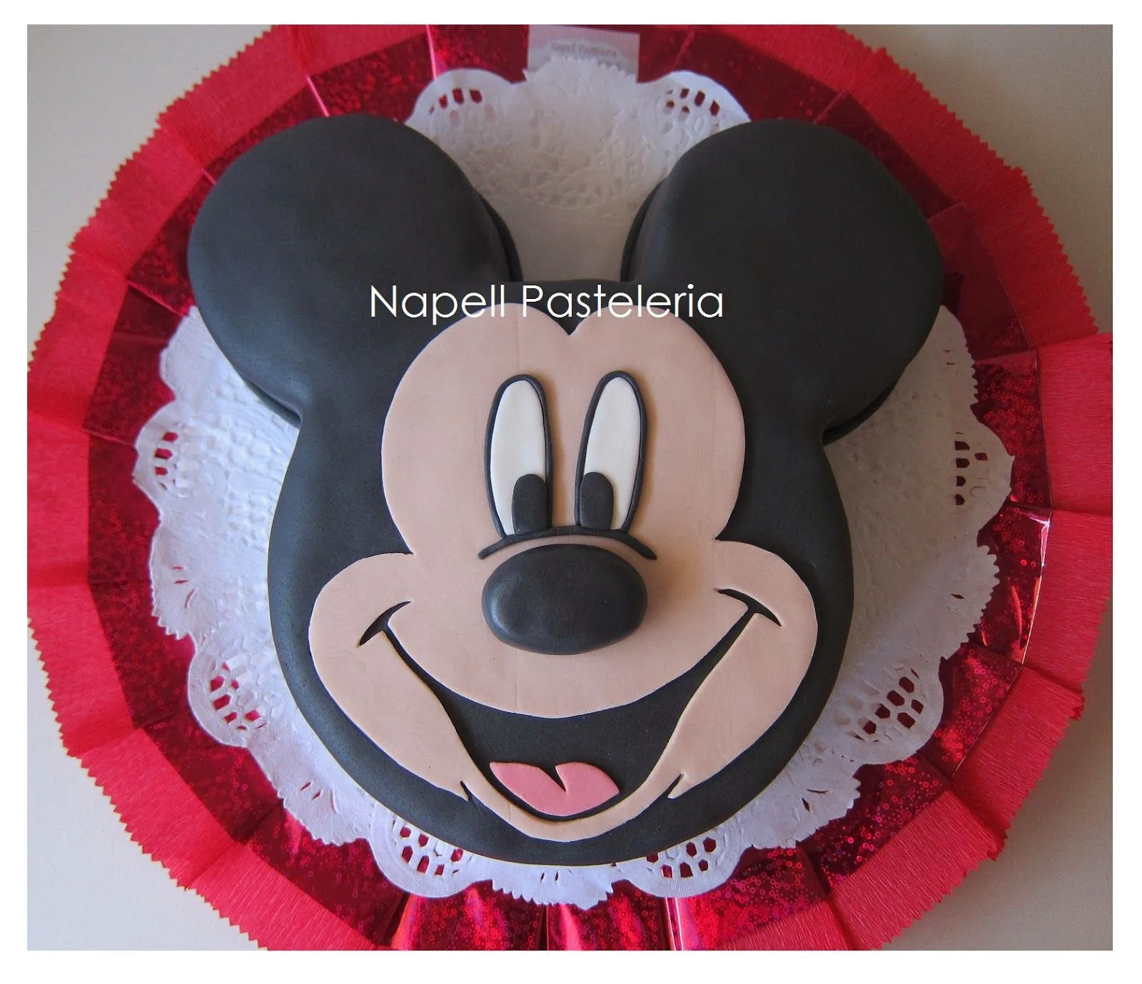 Napell Pasteleria: Tortas de Minnie y Mickey