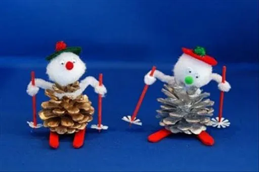 Navidad, manualidades con piñas secas de árbol | Buena Navidad