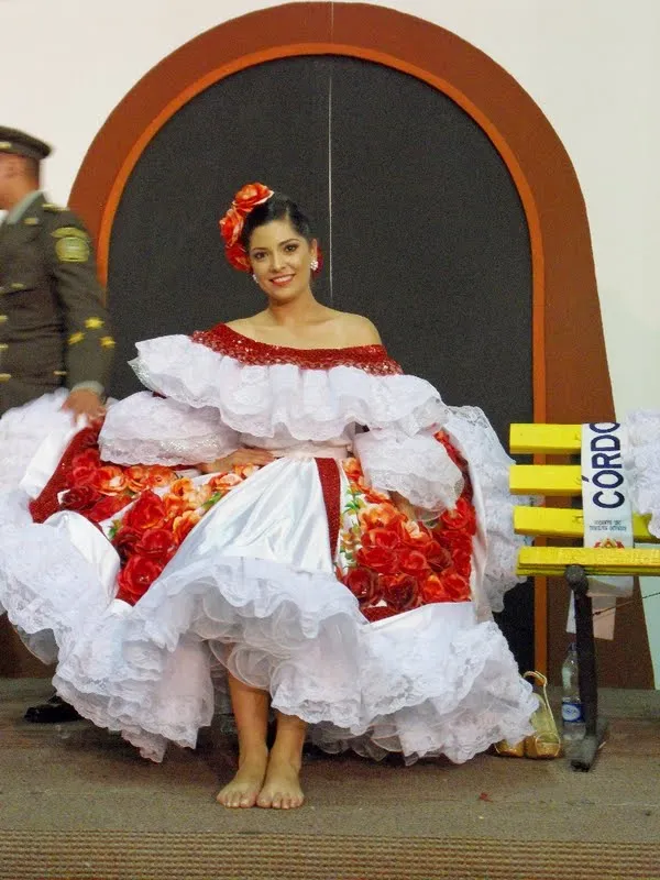 Neiva Huila Colombia: CREACION TRAJE TIPICO DEL SAN JUANERO