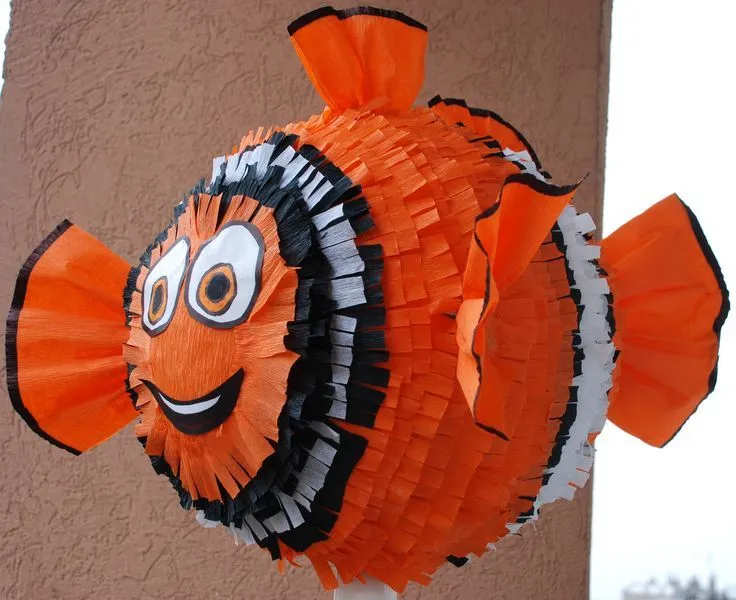 Nemo fish pinata | Disney junaci / Disney characters | Pinterest