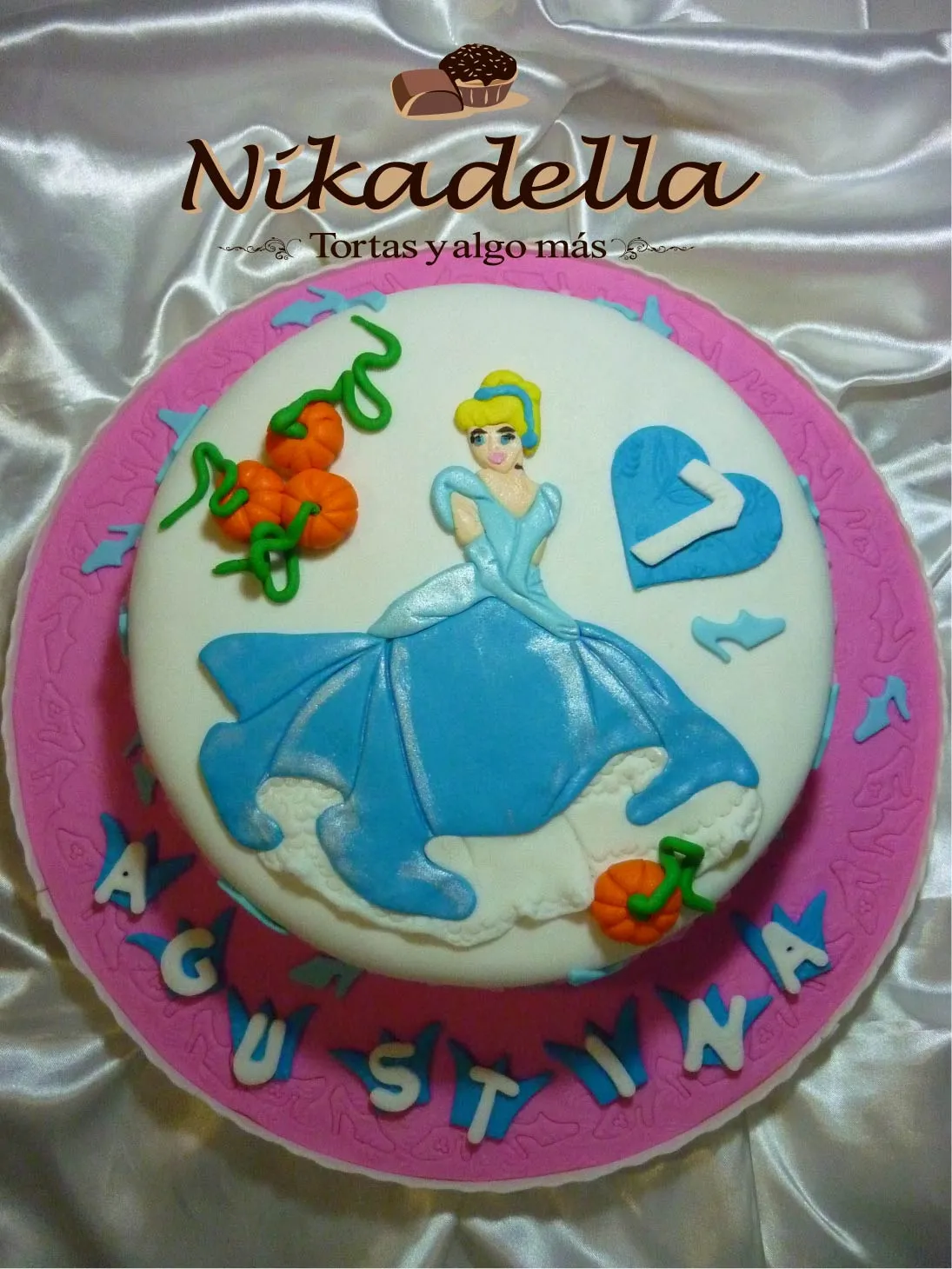 Nikadella: Torta Cenicienta Agustina 7 años