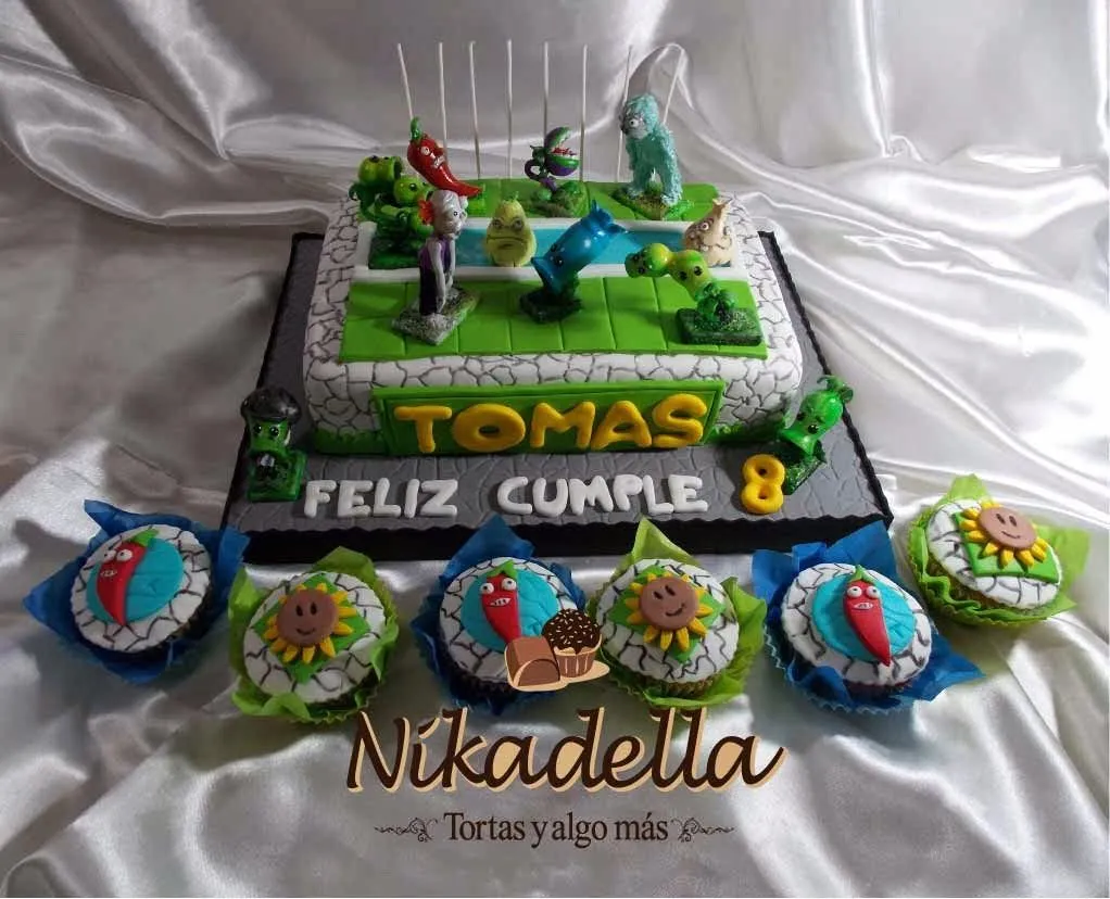 Nikadella: Torta y cupcake Plantas Vs. Zombies Tomás 8 años