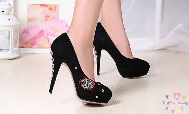 NIÑAS: MODA, MAQUILLAJE Y PEINADOS: ZAPATOS HELLO KITTY - TACONES ...