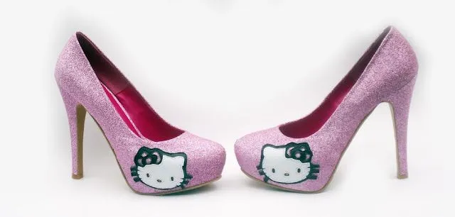 NIÑAS: MODA, MAQUILLAJE Y PEINADOS: ZAPATOS HELLO KITTY - TACONES ...