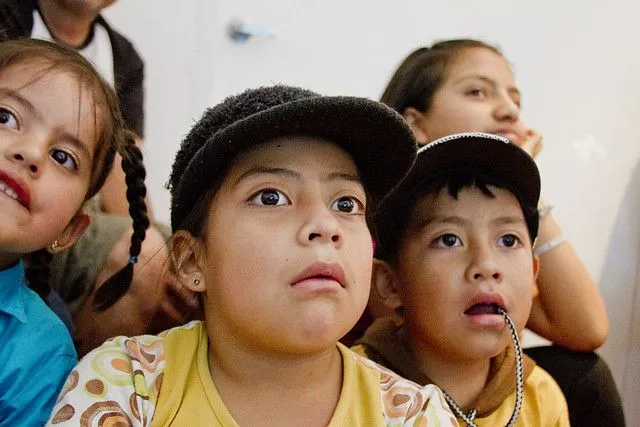 Niñas y niños sorprendidos | Flickr - Photo Sharing!