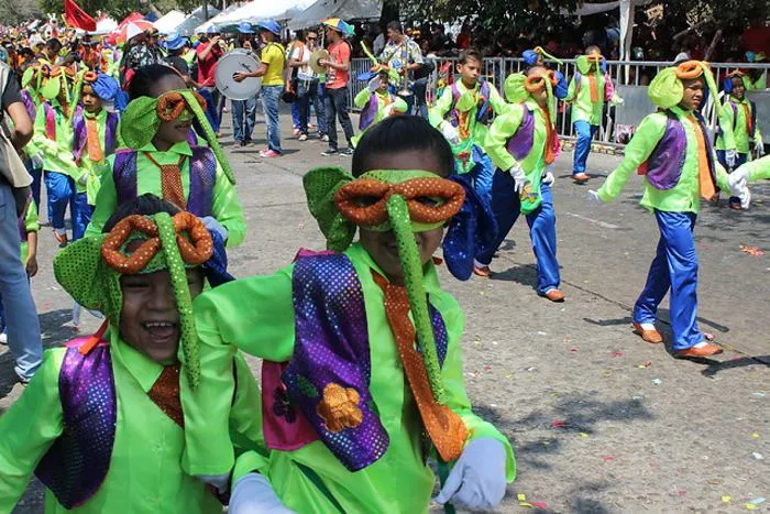 Los niños aseguran el futuro del Carnaval de Barranquilla | EL ...