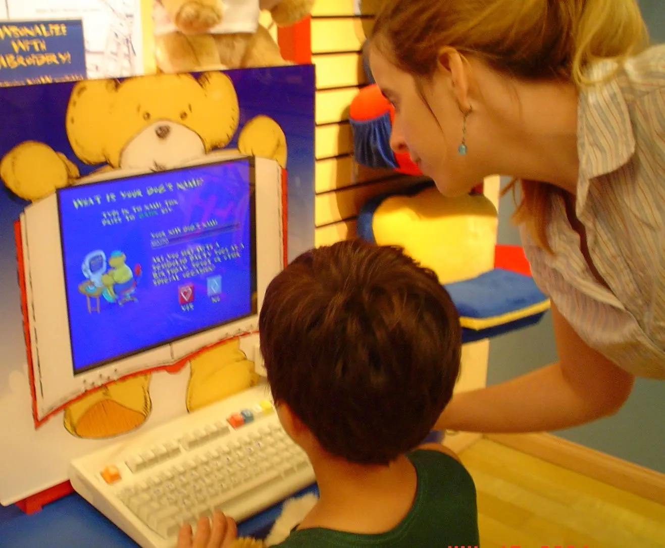 Niños en la computadora - Imagui