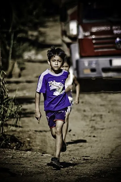 Niños corriendo | Flickr - Photo Sharing!