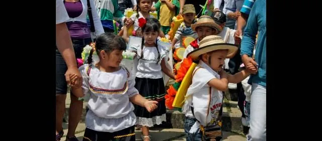 Los niños gozaron la feria en las ludotecas