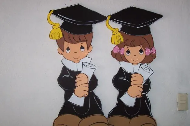 Niños graduados en foami moldes - Imagui