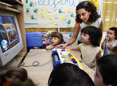 Niños jugando con el ordenador - ELPAÍS.com