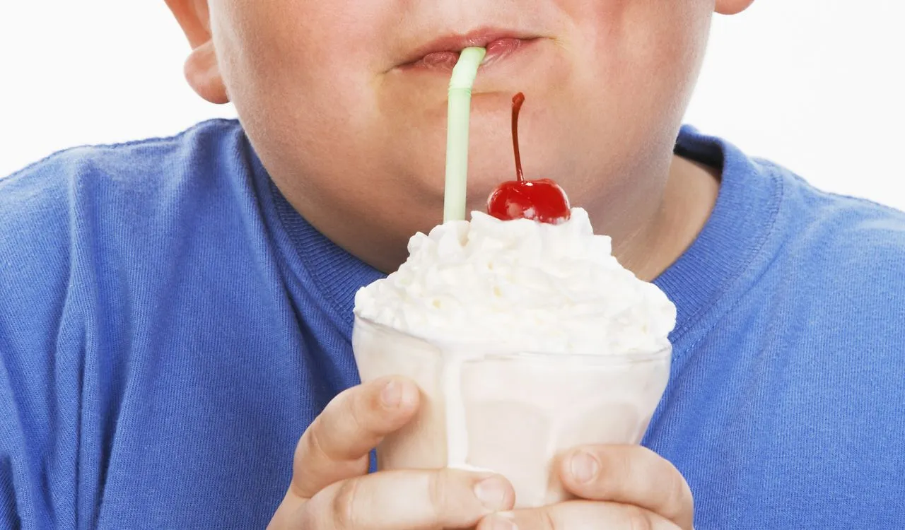 Los niños obesos podrían mostrar señales tempranas de problemas ...