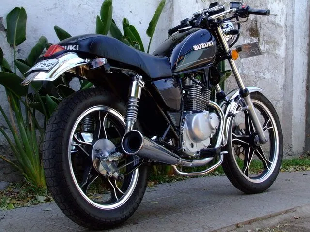 NMRacers: SUZUKI GN 125 | MODIFICADAS