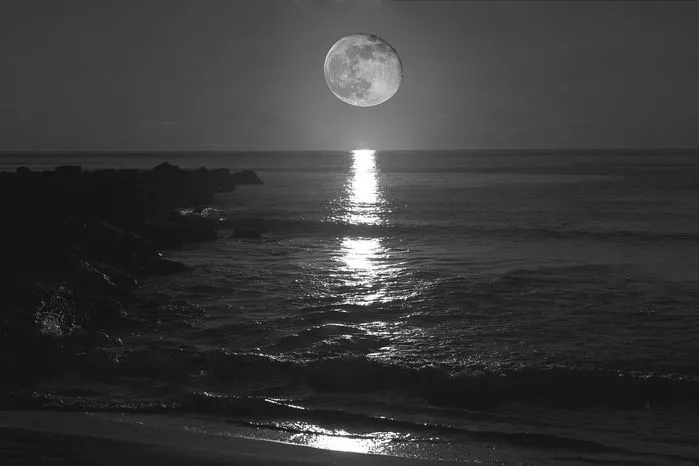 Noche en la playa | Unas Historias de Amor