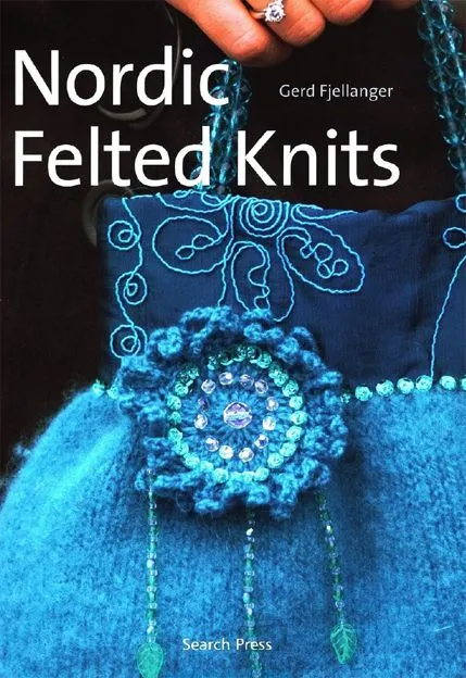 Nordic Feltec Knits  -accesorios en crochet de lana-