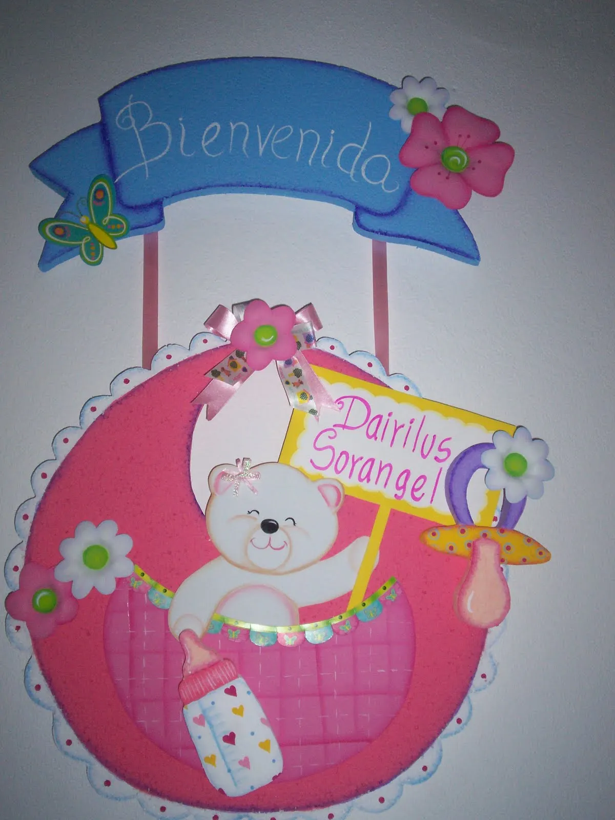 el borde del bolsillito son recortados de una cotufera que dan en ...