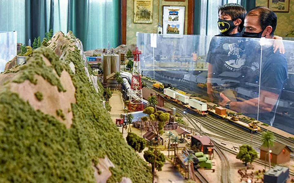 Nostalgia a bordo! Viaja 50 kilómetros en tren de miniatura - Diario de  Querétaro | Noticias Locales, Policiacas, de México, Querétaro y el Mundo