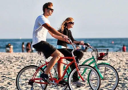 Noti Bicimotos: Efectos secundarios de Manejar Bicicleta