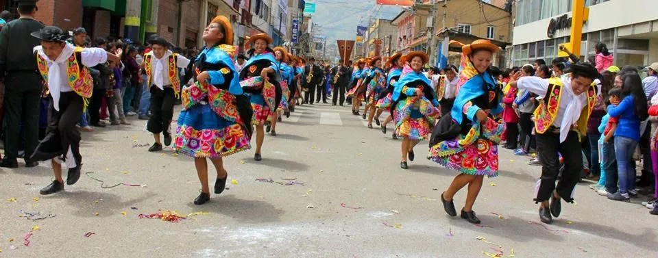 NOTICIAS HUANCAYO PERU: COMENZÓ EL CONCURSO DE HUAYLAS NACIÓN ...