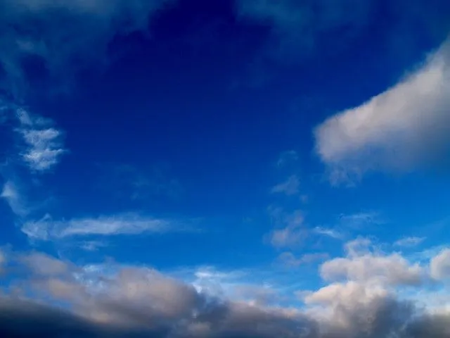 Nubes en cielo azul | Flickr - Photo Sharing!