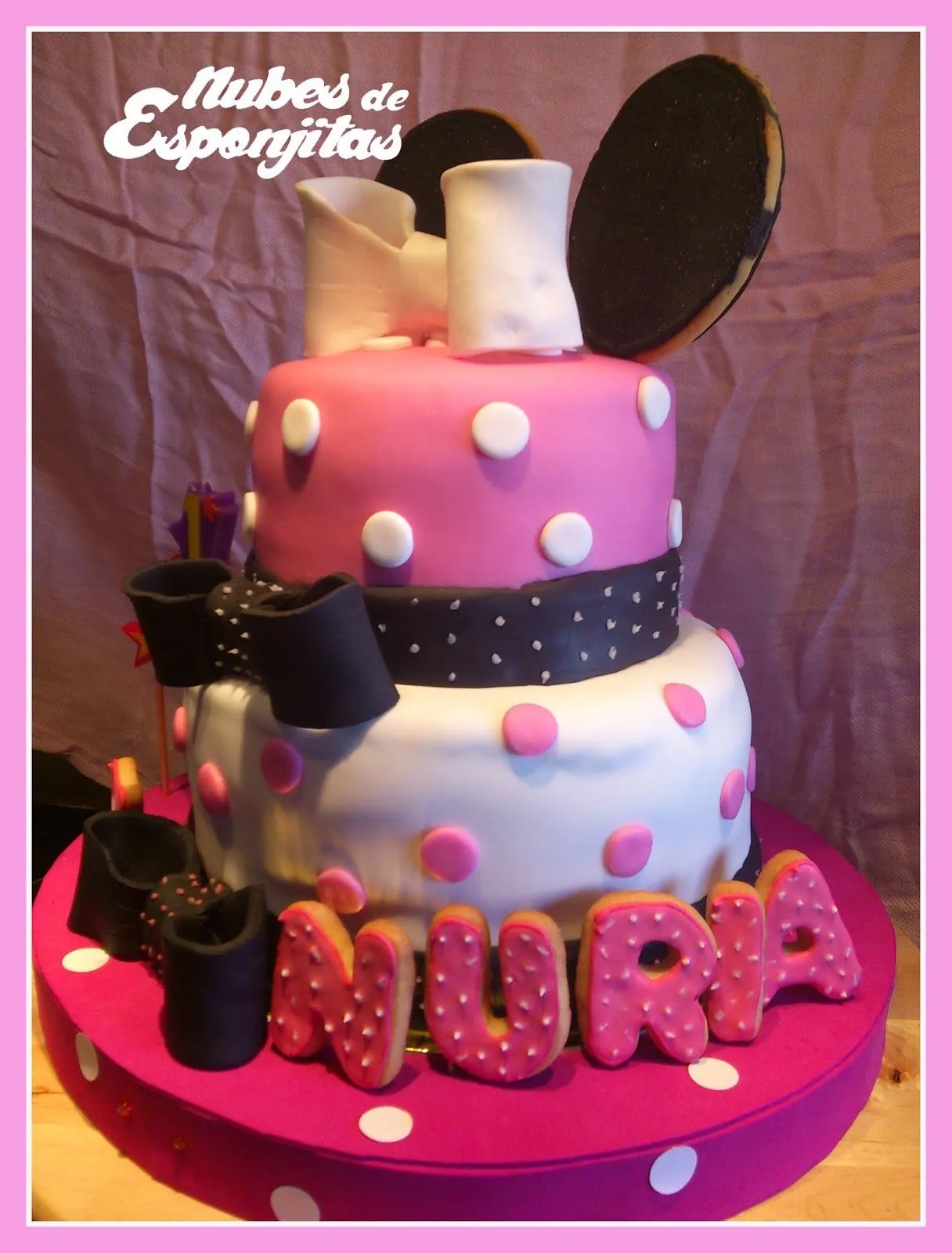 Nubes de Esponjitas: Tarta Minnie Para Nuria 1 añito