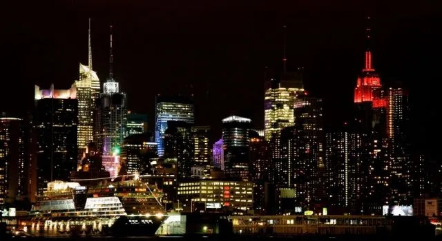 Fotomural Nueva york skyline noche. Mural Nueva york skyline noche