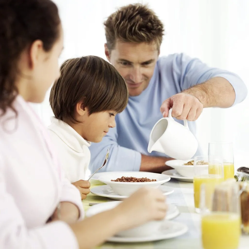 NUTRINEIRA: LOS NIÑOS QUE COMEN MÁS PAN SON MÁS DELGADOS