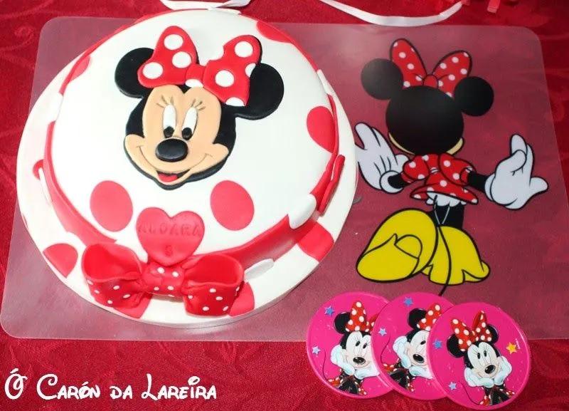 ó carón da Lareira: Tarta Minnie Mouse para Aldara