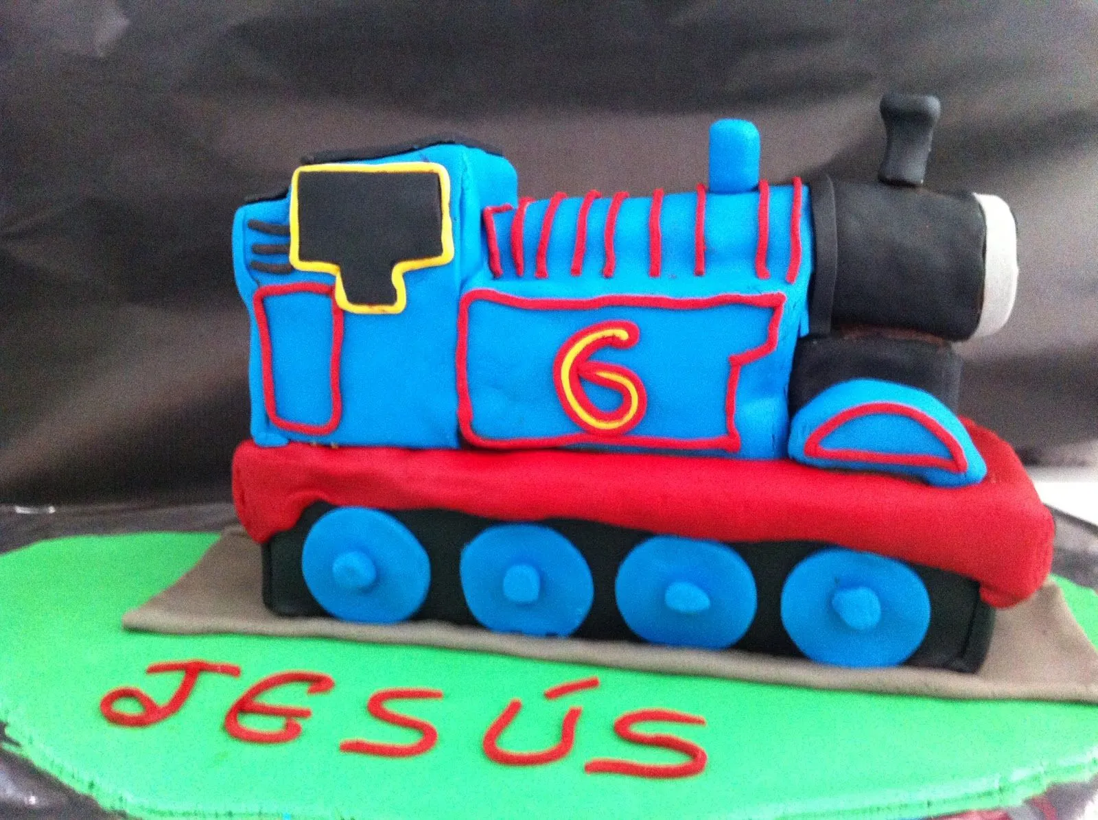 El obrador de ilusiones: Pastel tren Thomas
