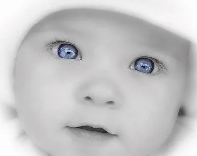 con ojos azules o mejor pelirroja como su madre traer al mundo un bebe ...