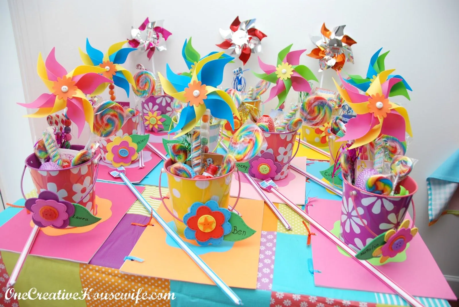 One Creative Housewife: Lalaloopsy Birthday Party