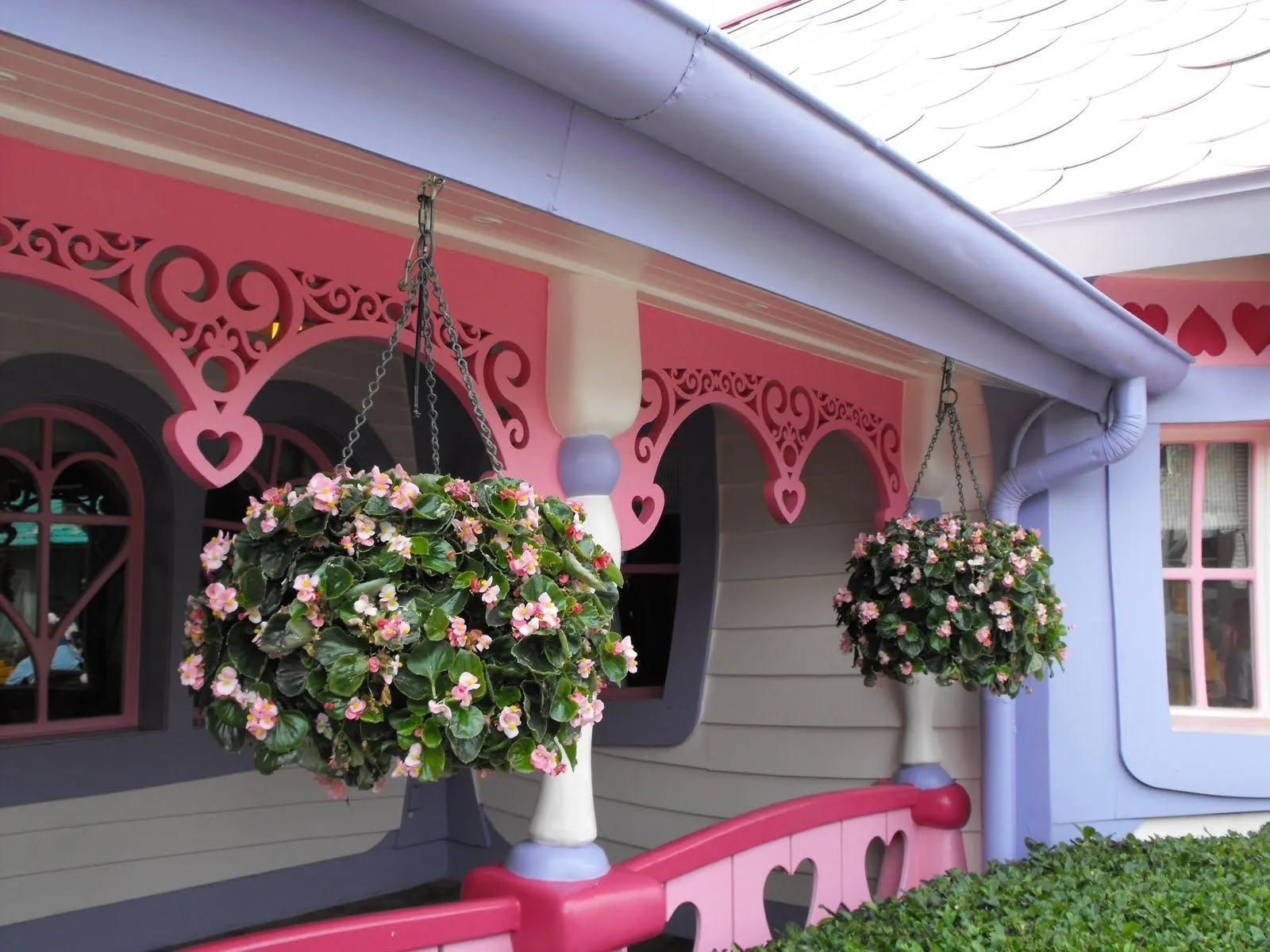 Only cute things: Pink Minnie´s home