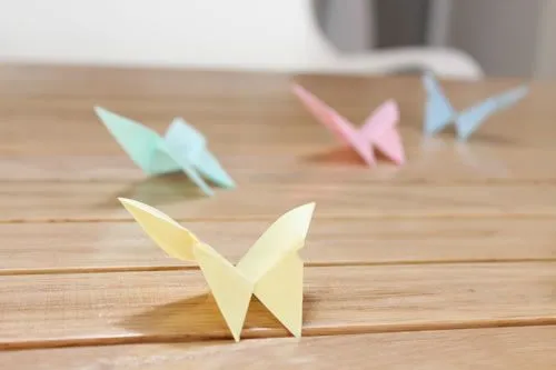 Origami: mariposas de papel - Guía de MANUALIDADES