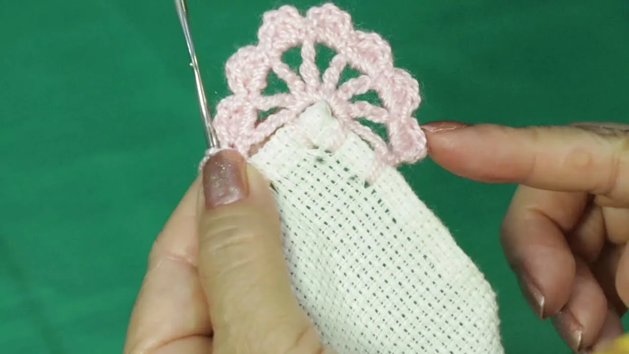 ORILLA O PUNTILLA A CROCHET UNA SOLA VUELTA || ORILLA TEJIDA PARA SERVILLETA  FACIL - YouTube