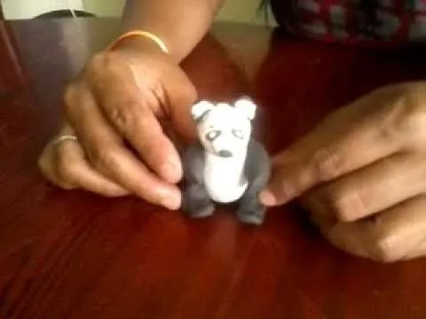 un oso panda echo en plastilina parte 2 - YouTube