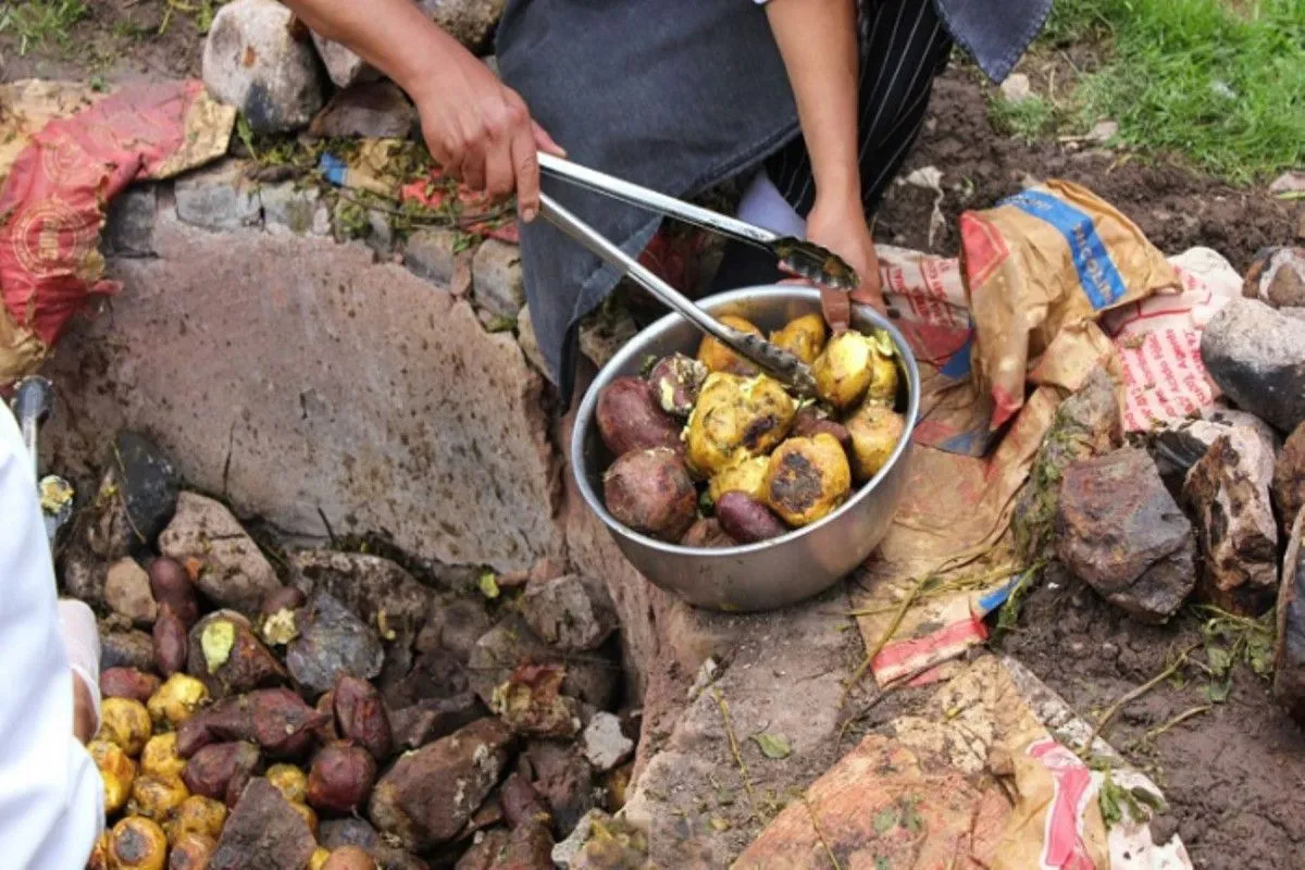 Pachamanca: guía para hacerla en casa manteniendo la tradición (VIDEO)