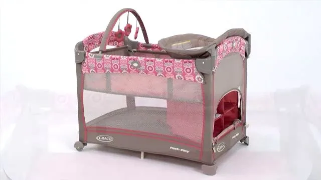 Pack 'n Play® Element™ Playard, Paige™ - Graco