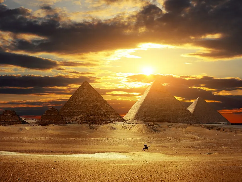 la página de toni: Las pirámides en Egipto: atardecer maravilloso